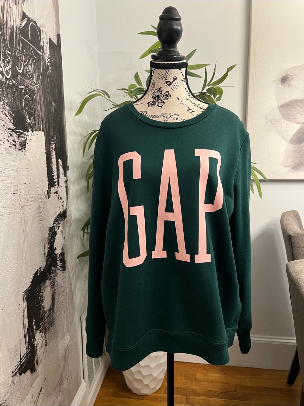GAP Women's Dark Green Crewneck Sweater with Pink Logo